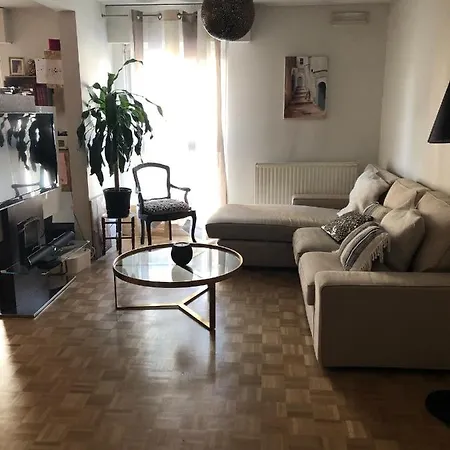 Magnifique Appart + Terrasse De 35m² *